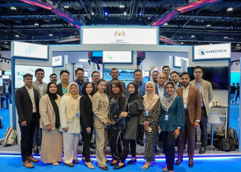 The Ministry of Science, Technology and Innovation (MOSTI) leads the Malaysian delegation to the AIM Congress 2024 with agencies under its purview - Cradle , MRANTI, MIGHT, MAVCAP, and nine (9) startups from diverse sectors.