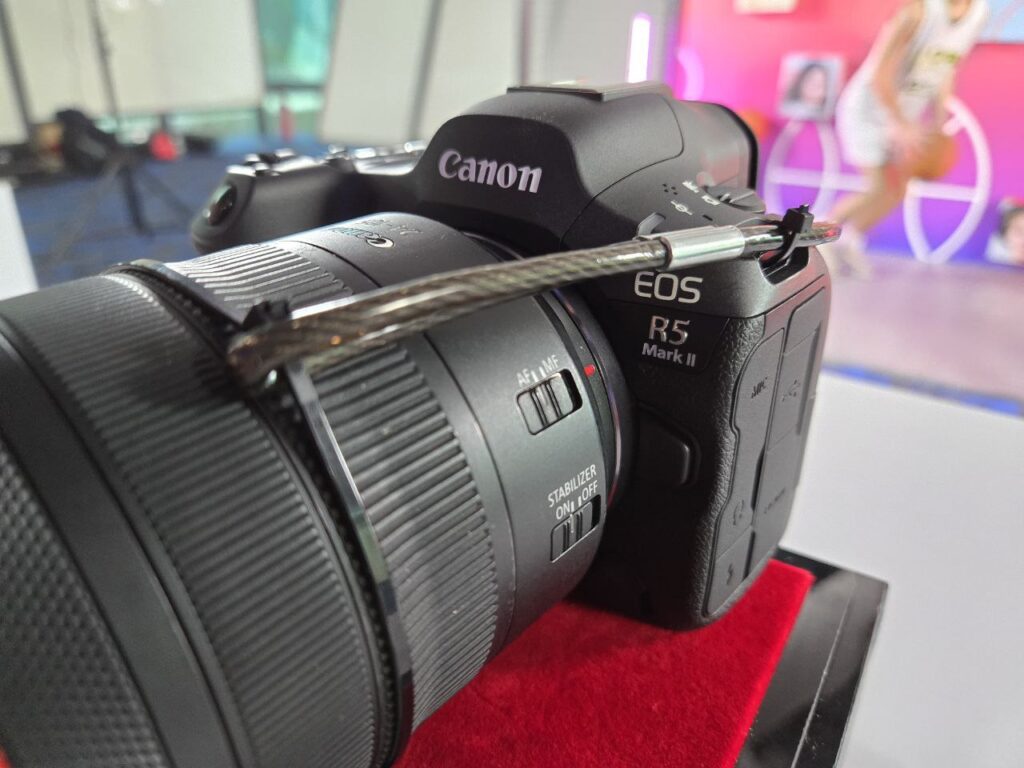 Canon EOS R5 Mark II Malaysia (2)